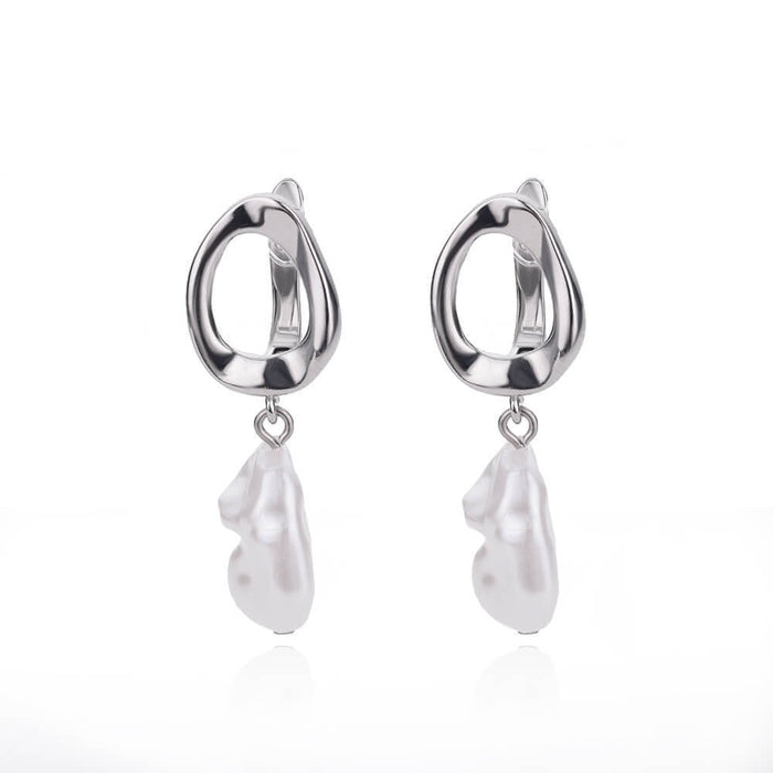 Geometric Circular Design Water Pearl Earrings